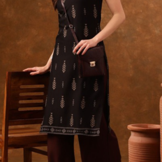 Black Ethnic Motifs Printed Sleeveless Straight Kurta