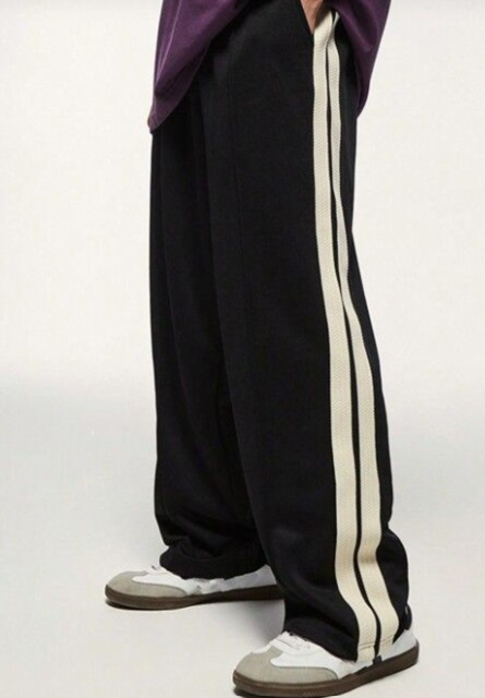 Men Mid Rise Loose Fit Track Pant