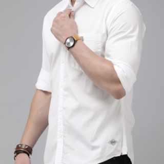 Men White Classic Regular Fit Cotton Casual Shirt