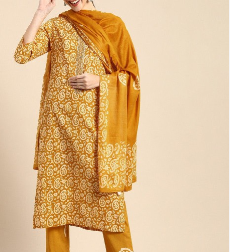 Printed Round Neck Gotta Patti Kurta With Trousers And Dupatta - Image 2
