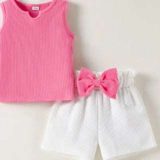 2-Pc Bow-Accent Short Set
