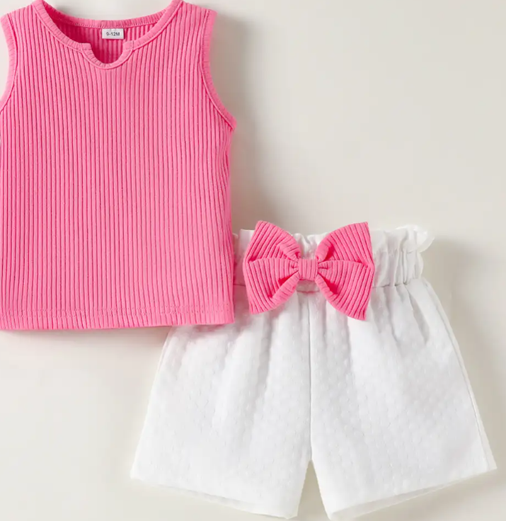 2-Pc Bow-Accent Short Set
