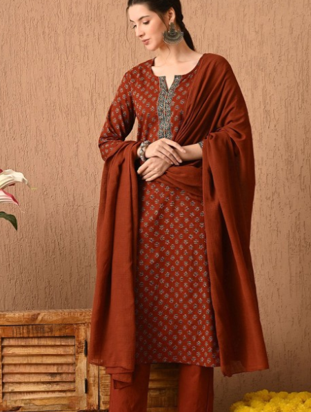 Women Floral Printed Regular Pure Cotton Kurta with Trousers & With Dupatta - Image 4