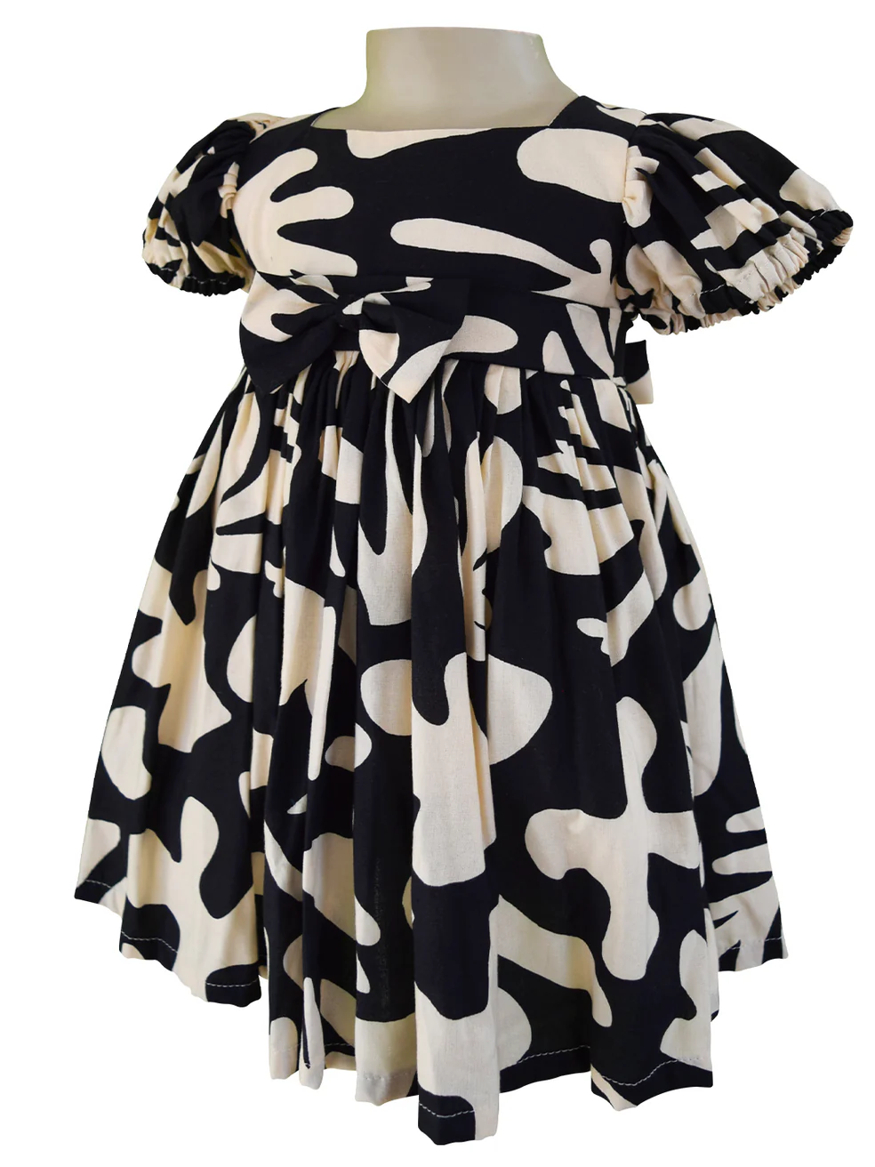 Black & Cream Puff Sleeve Dress